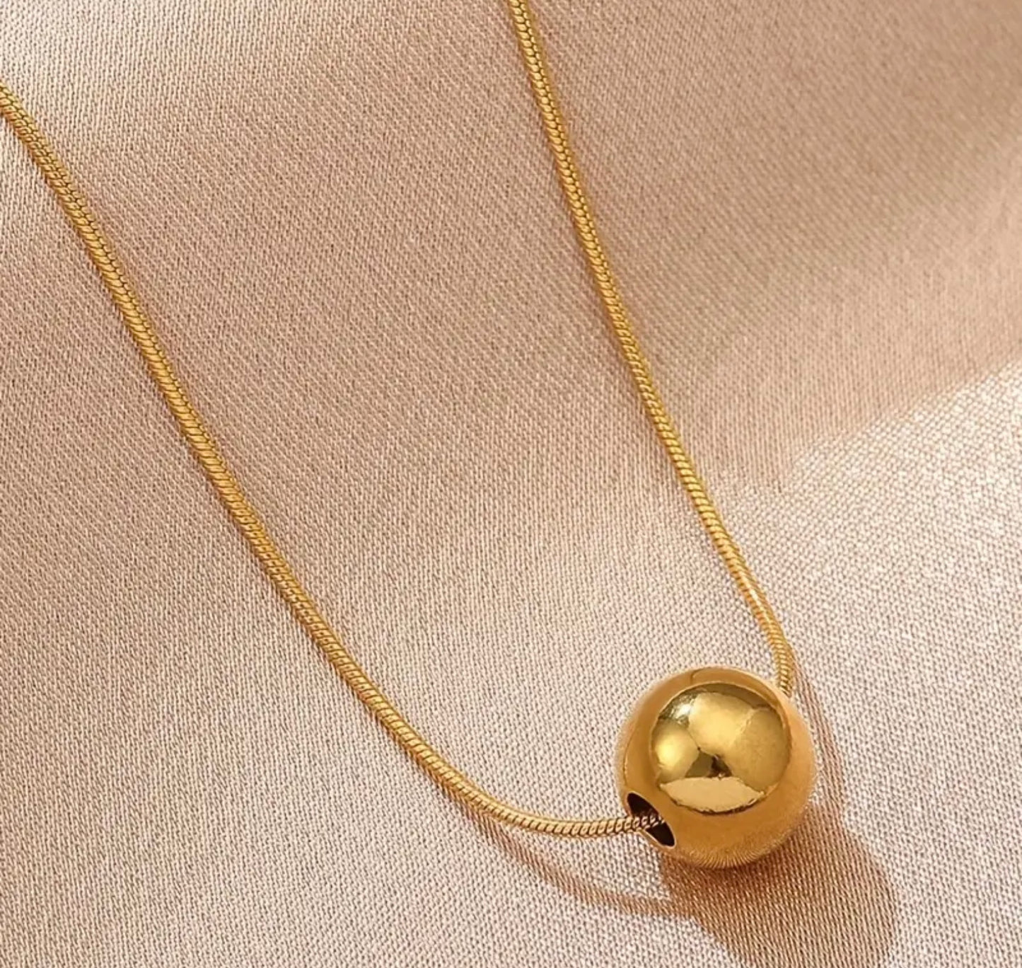 Luna Golden Bead Necklace