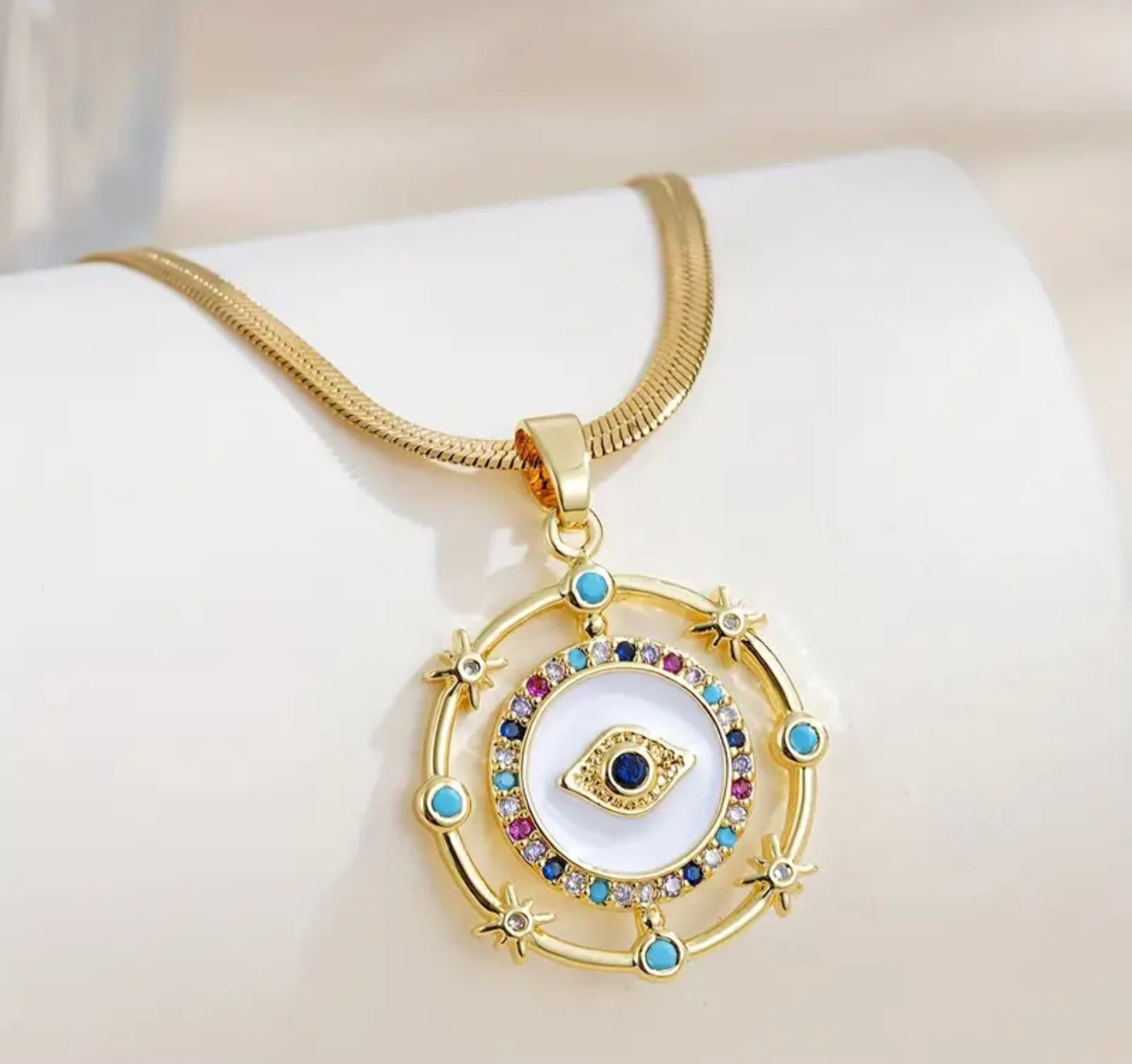 Dimond Stone Eye Necklace