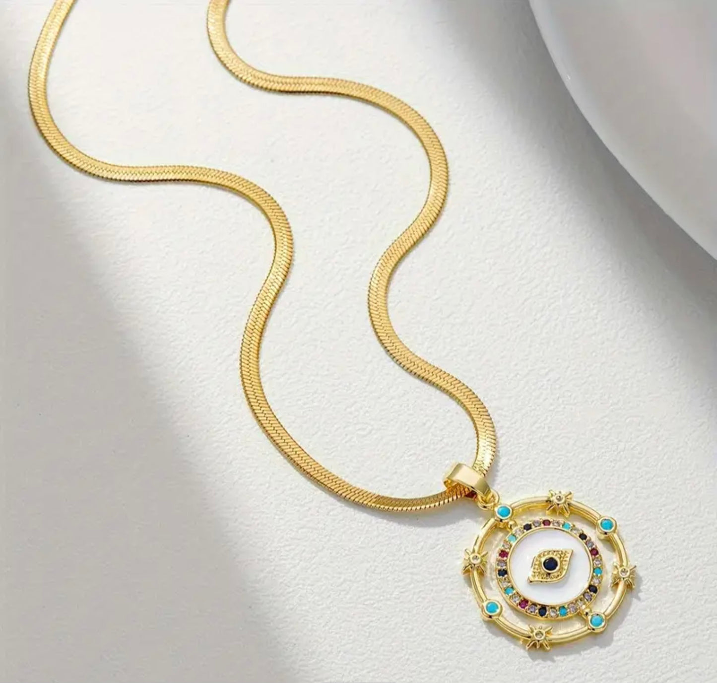 Dimond Stone Eye Necklace