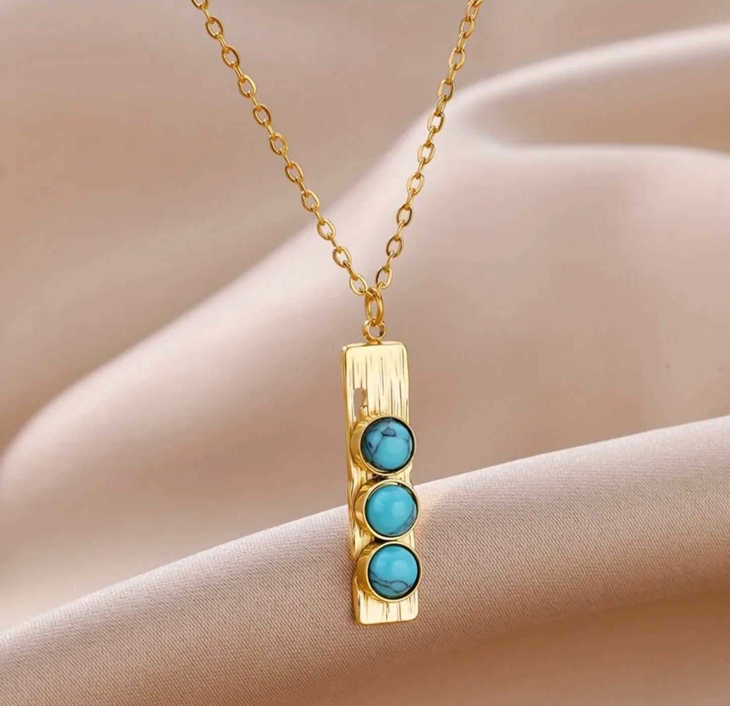 Sky Turquoise Necklace