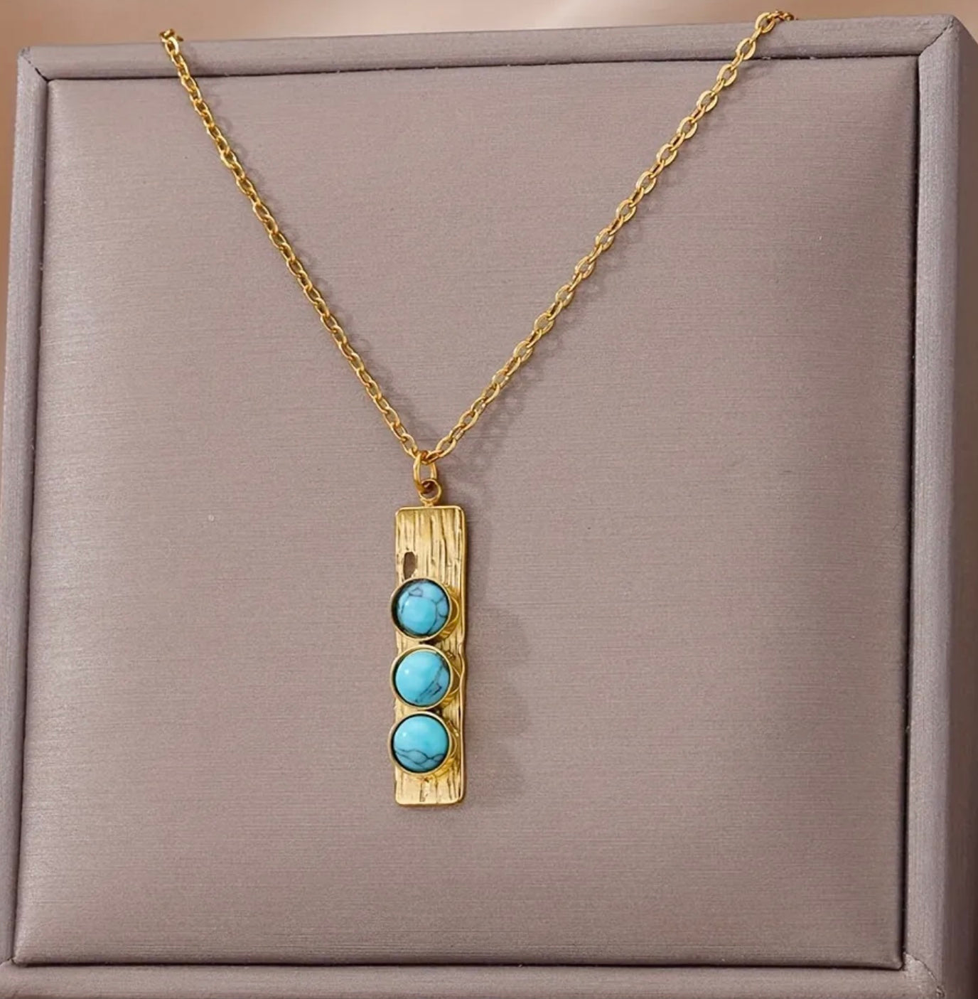 Sky Turquoise Necklace