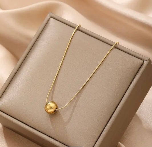 Luna Golden Bead Necklace